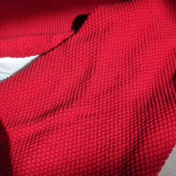 Bright pure red Top - Picture 4 of 4